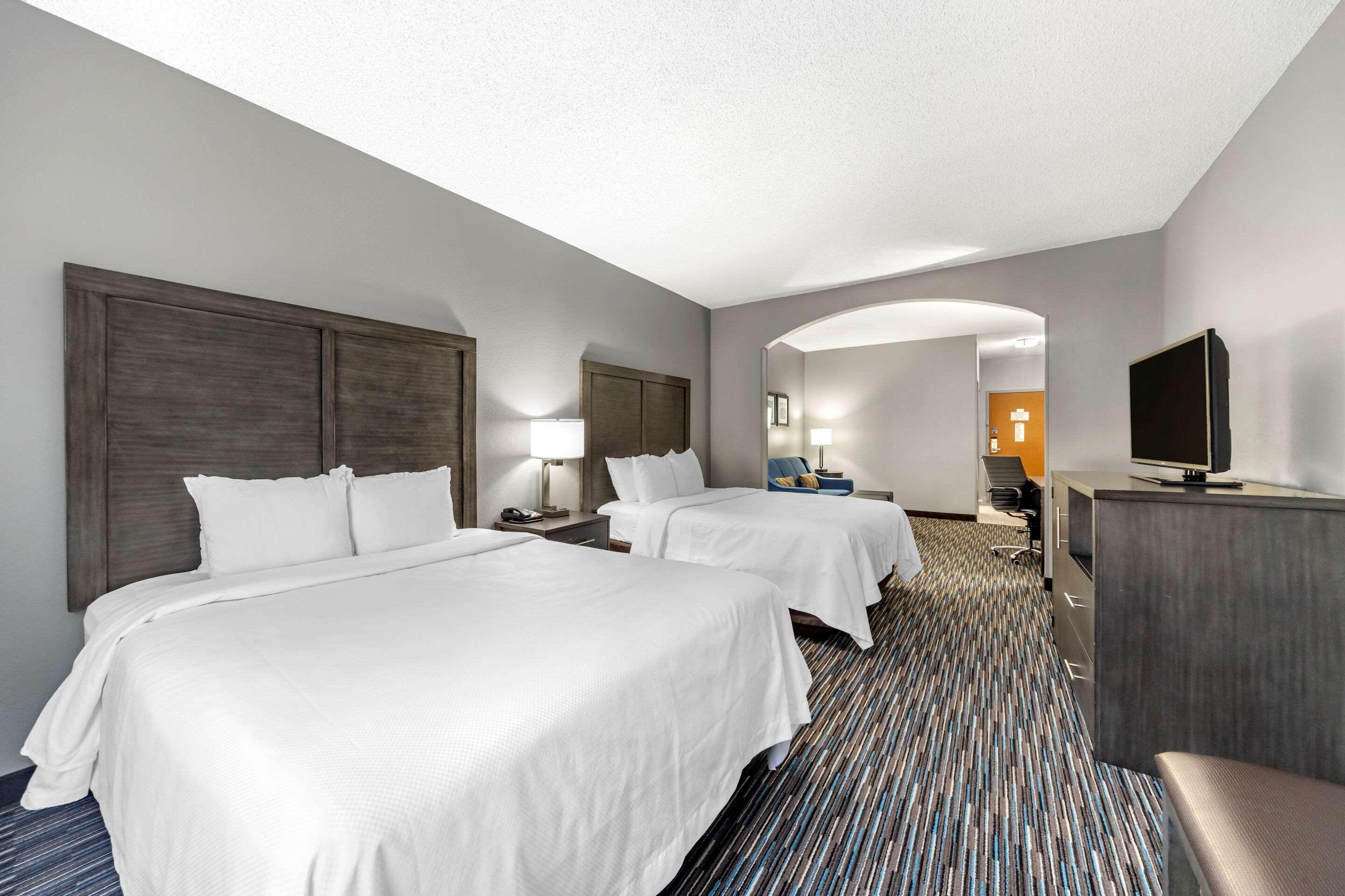 Garner Hotel Oklahoma City - Quail Springs By Ihg Exterior photo