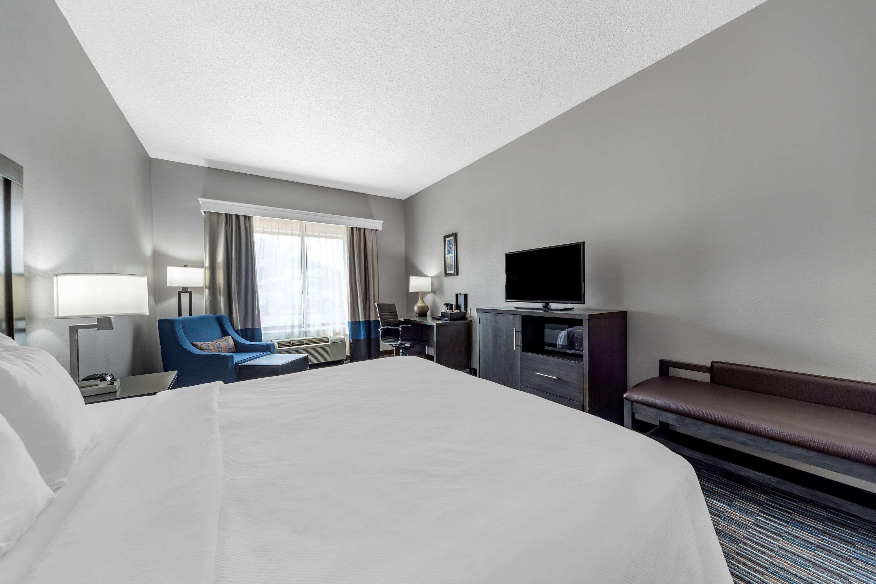 Garner Hotel Oklahoma City - Quail Springs By Ihg Exterior photo