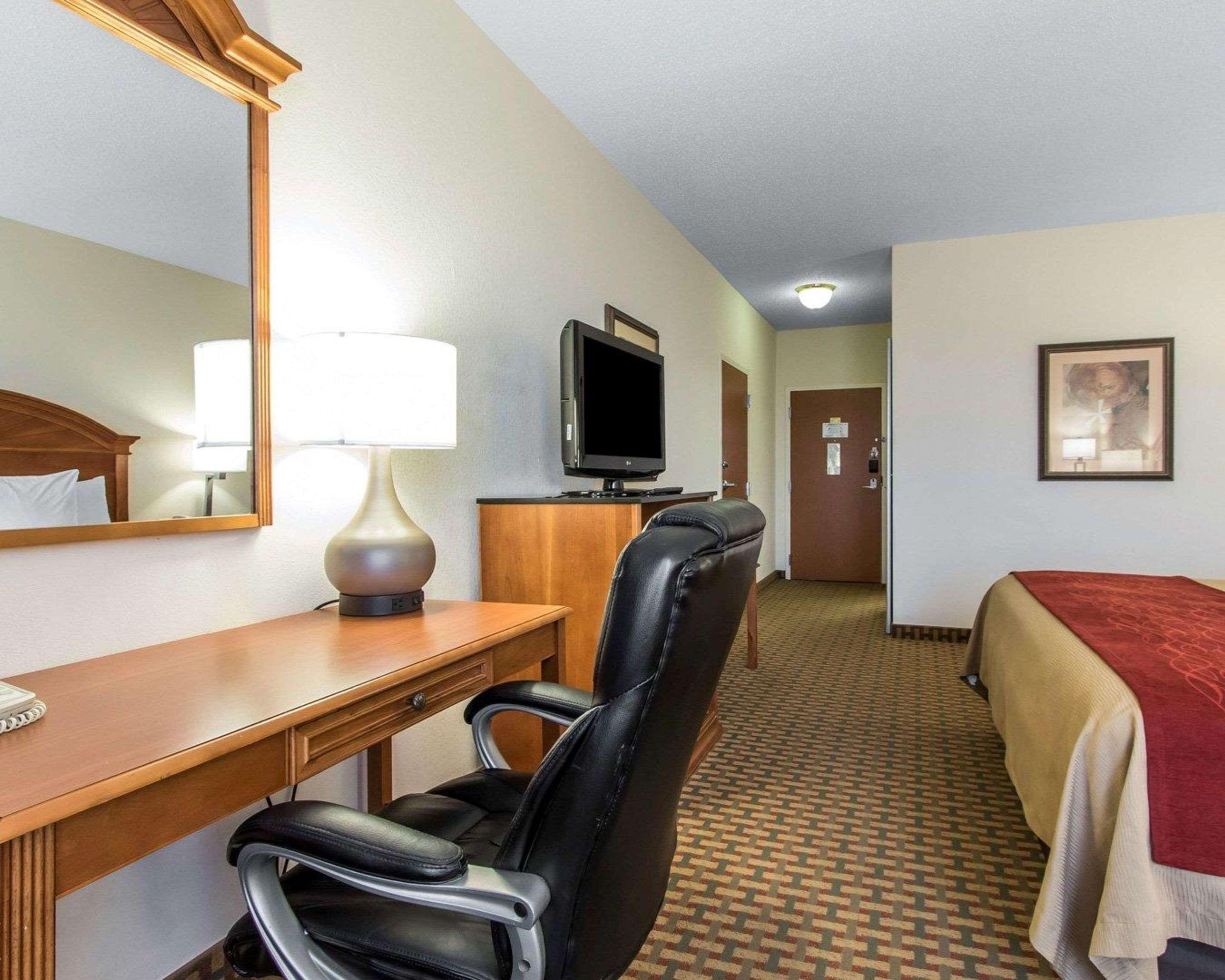 Garner Hotel Oklahoma City - Quail Springs By Ihg Exterior photo