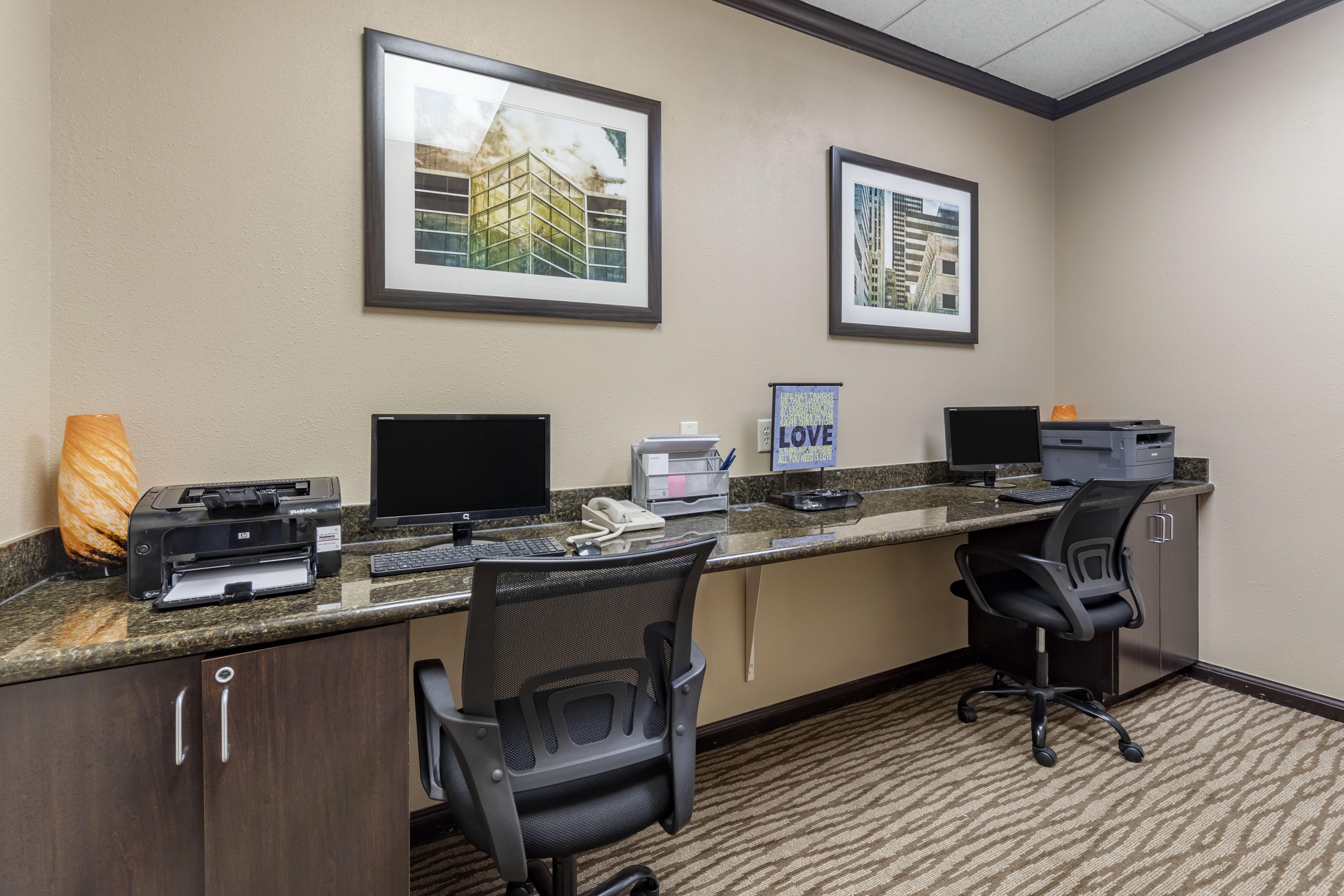 Garner Hotel Oklahoma City - Quail Springs By Ihg Exterior photo