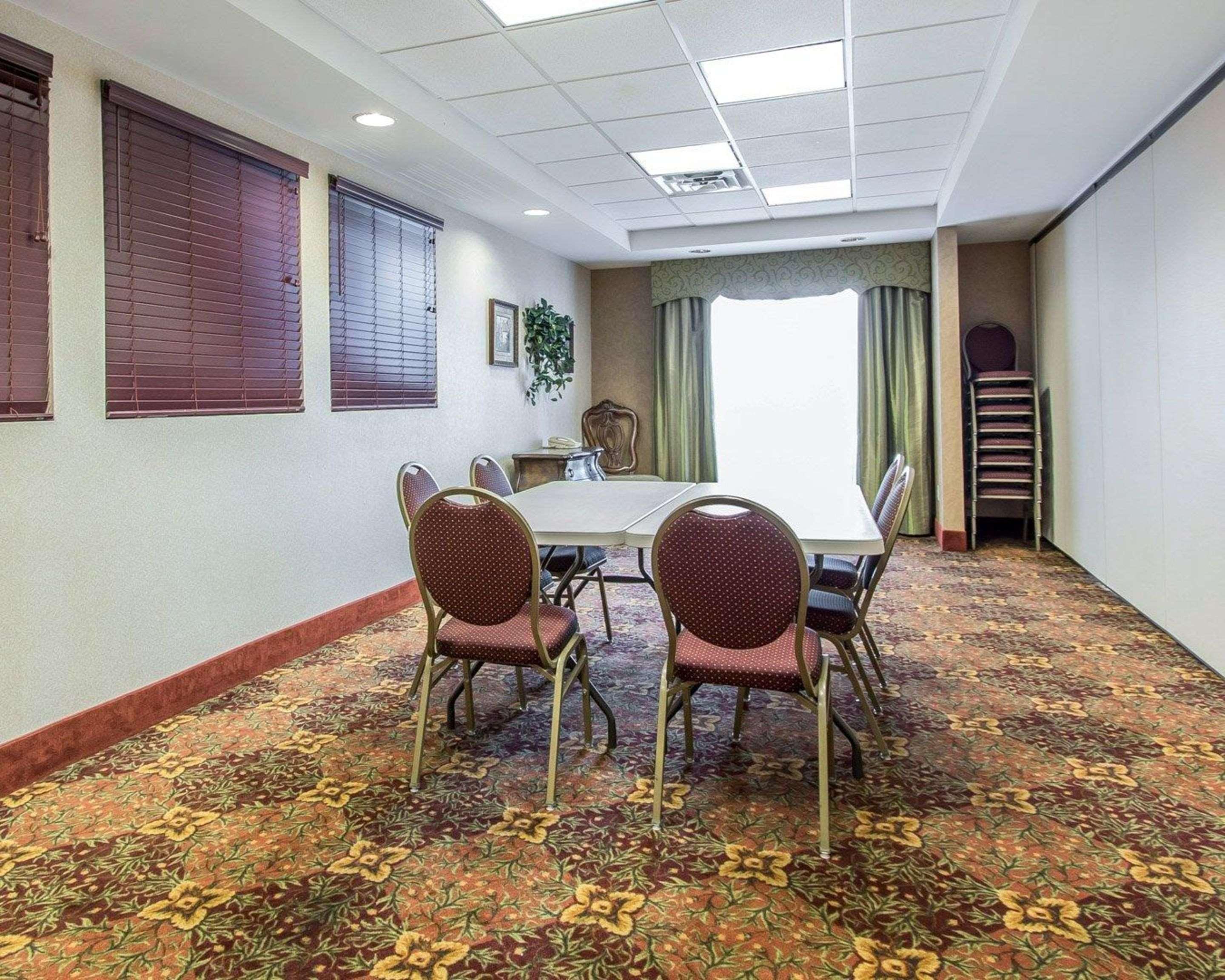 Garner Hotel Oklahoma City - Quail Springs By Ihg Exterior photo