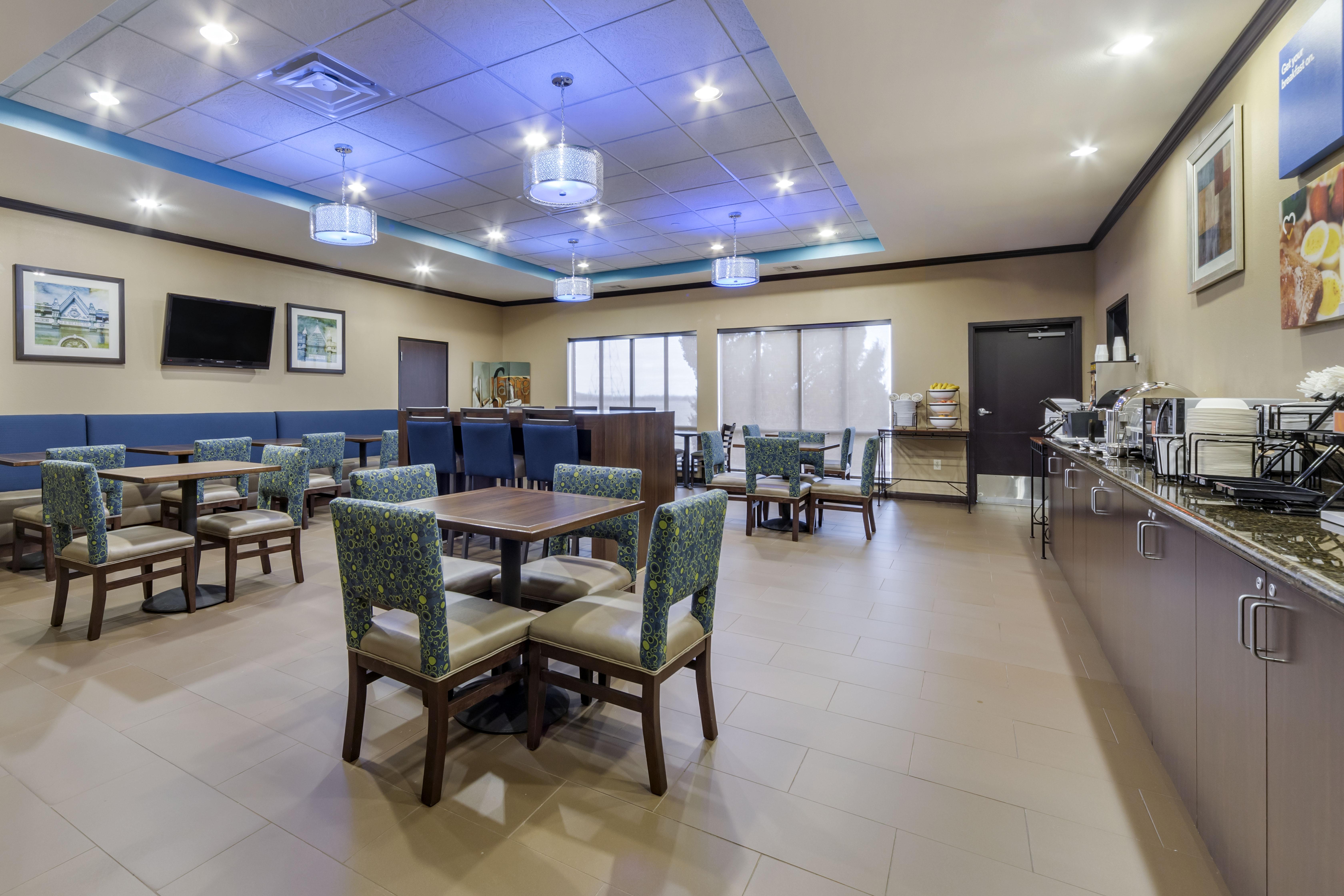 Garner Hotel Oklahoma City - Quail Springs By Ihg Exterior photo